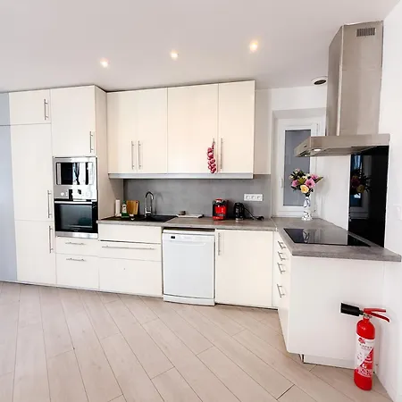 Le Clemenceau By Apirent #cosy #200m Des Plages #wifi Apartment *