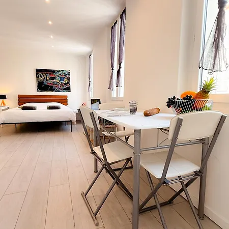 Le Clemenceau By Apirent #cosy #200m Des Plages #wifi Apartment Cannes