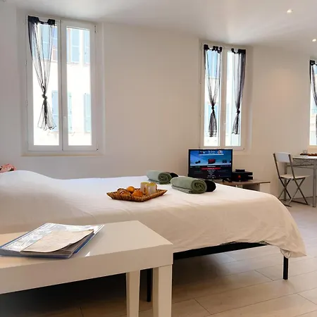Apartment Le Clemenceau By Apirent #cosy #200m Des Plages #wifi Cannes
