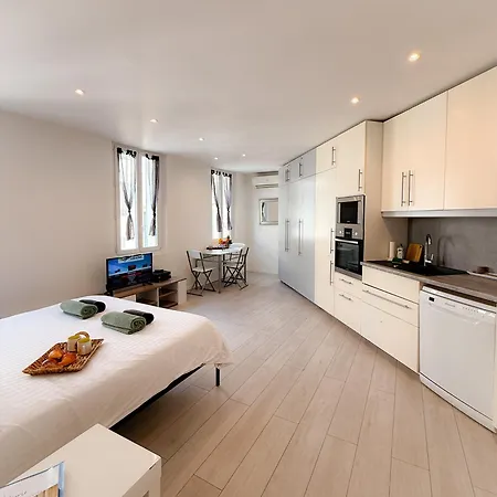 Apartment Le Clemenceau By Apirent #cosy #200m Des Plages #wifi Cannes