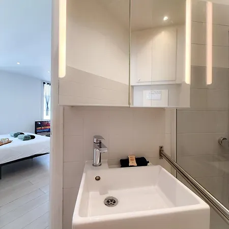 Le Clemenceau By Apirent #cosy #200m Des Plages #wifi Cannes