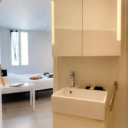 Apartment Le Clemenceau By Apirent #cosy #200m Des Plages #wifi