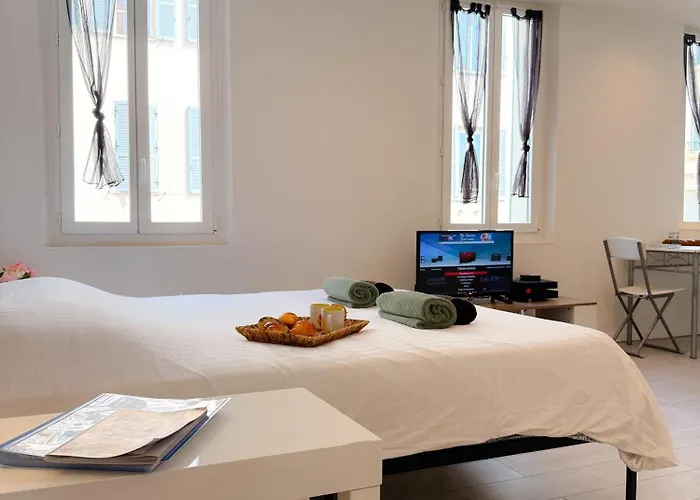 شقة Le Clemenceau By Apirent #cosy #200m Des Plages #wifi كان