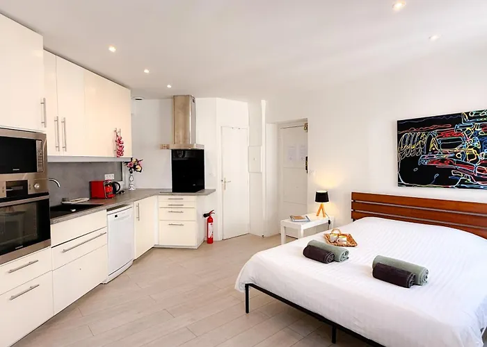 Le Clemenceau By Apirent #cosy #200m Des Plages #wifi