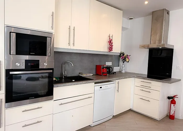 Le Clemenceau By Apirent #cosy #200m Des Plages #wifi *