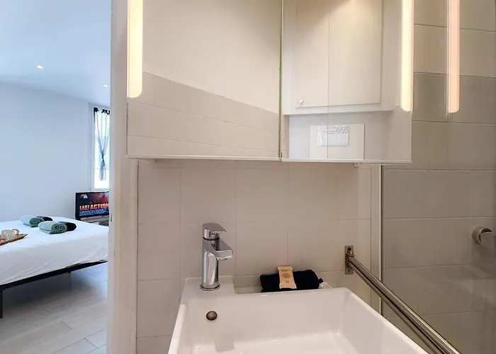 Le Clemenceau By Apirent #cosy #200m Des Plages #wifi كان